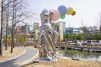 서울과기대, 상상관 앞 조형물 「상상의 날개」 설치 썸내일 이미지